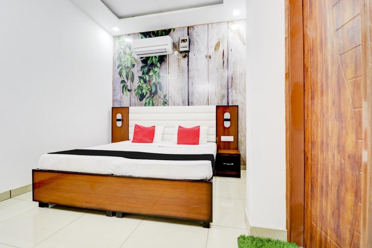 Capital O 79471 Hotel Sekhon Patiala Exterior photo